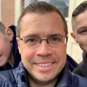 Meet your Posher, Christopher